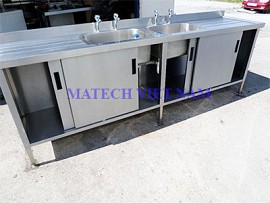 Bàn rửa tay phòng thay đồ trong phòng sạch