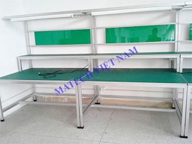 Bàn thao tác khung inox mặt gỗ chống tĩnh điện